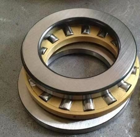 Nivel de precisión P0 P6 P5 P4 P2 Rodamiento de empuje de rodillos 81210 para máquinas pesadas